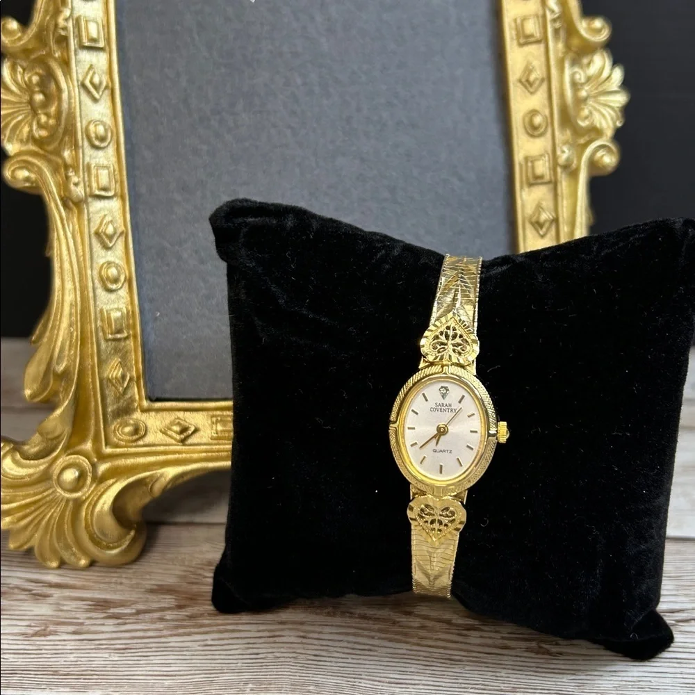 Vintage Sarah Coventry Supreme watch